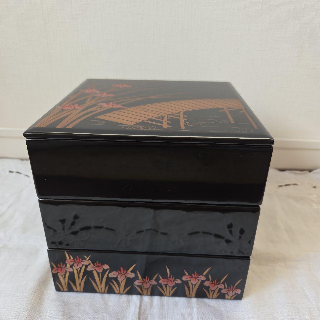 菖蒲と橋の重箱(六寸角三段重)高級漆器
