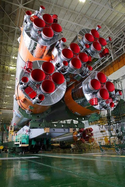 ロシアのソユーズロケット（精密模型）