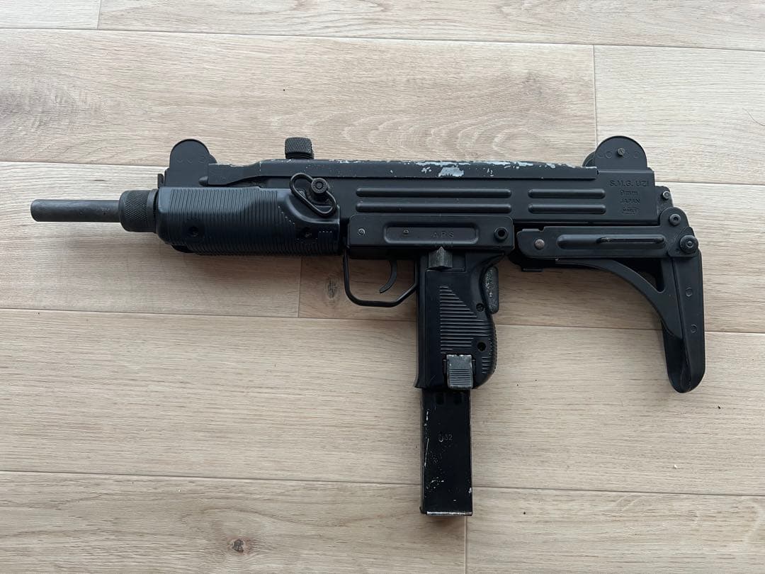 東京マルイ　SMG UZI ウージー　電動ガン