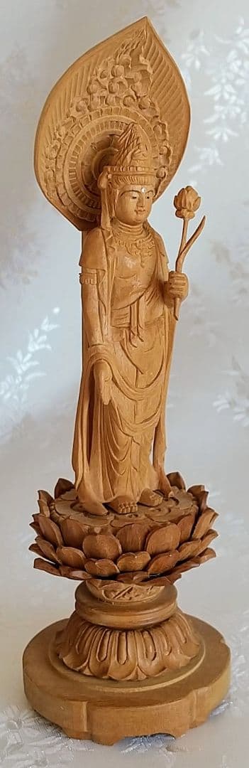 聖観音菩薩立像 観世音菩薩 2寸 厨子入り ◆白檀 木彫 仏像