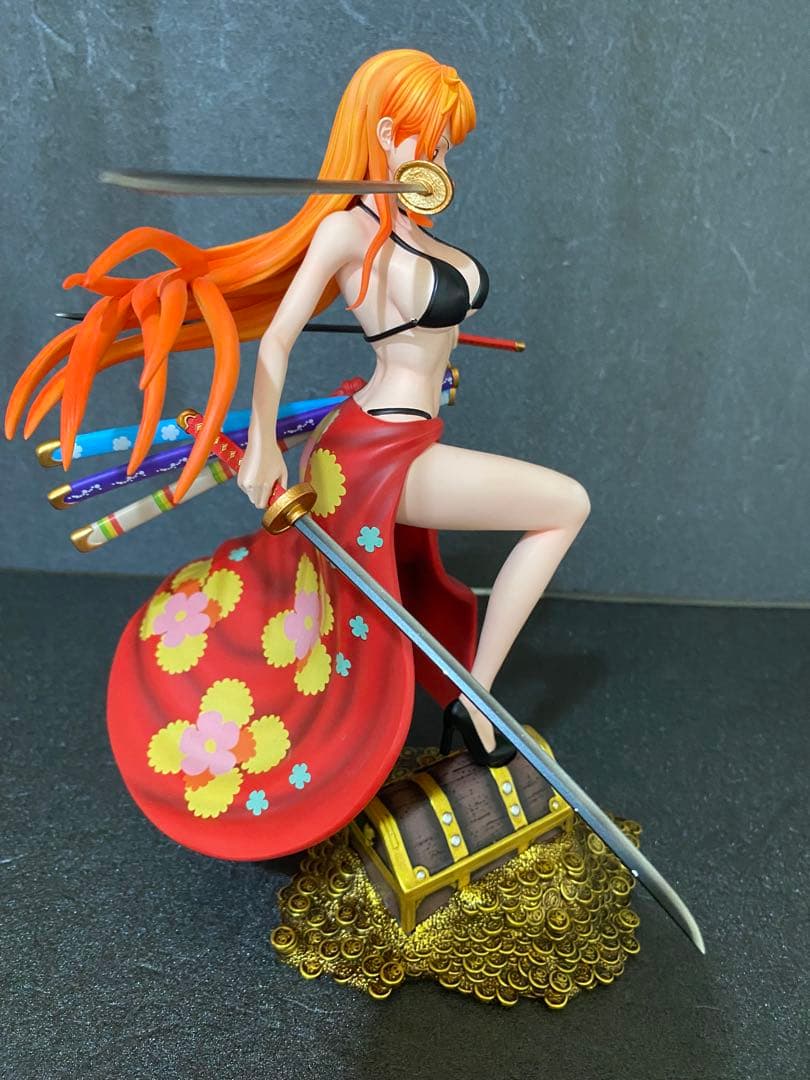 ワンピース ナミ フィギュア　ガレージキット　3刀流　限定品　期間限定価格