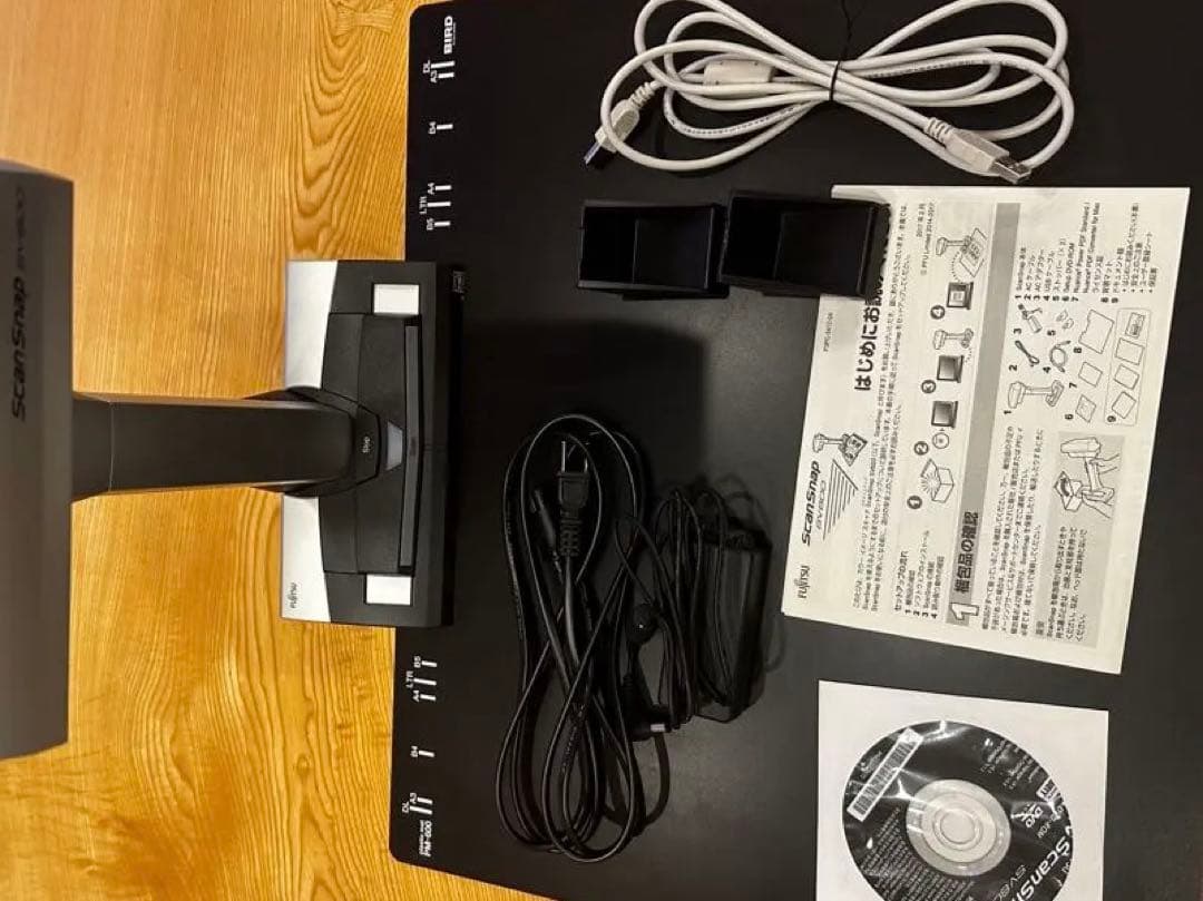 ScanSnap スキャナー SV600 ブックプレッサー付き