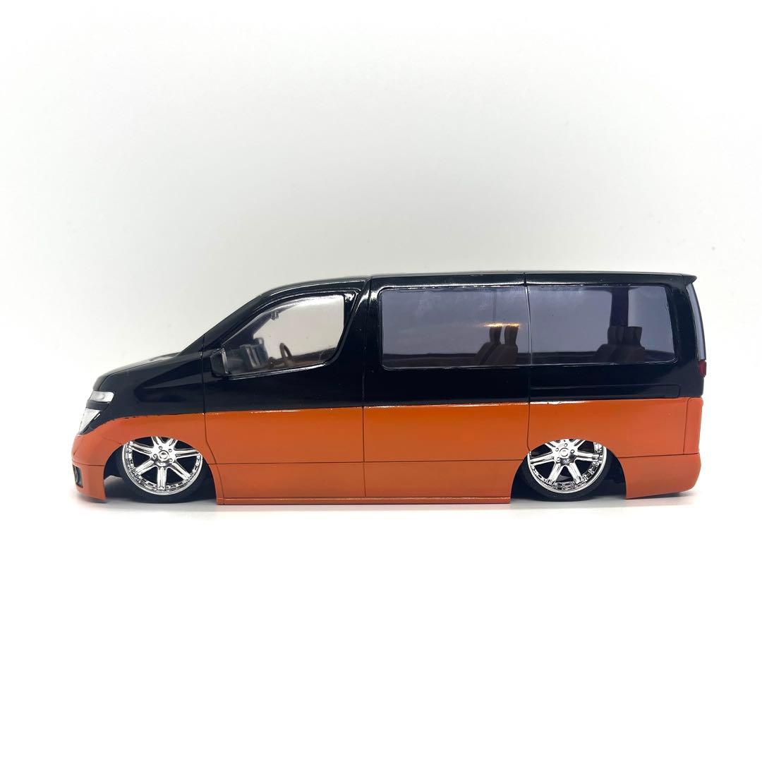 孝明　【完成品】フジミ 1/24 エルグランド トラッキンカスタム