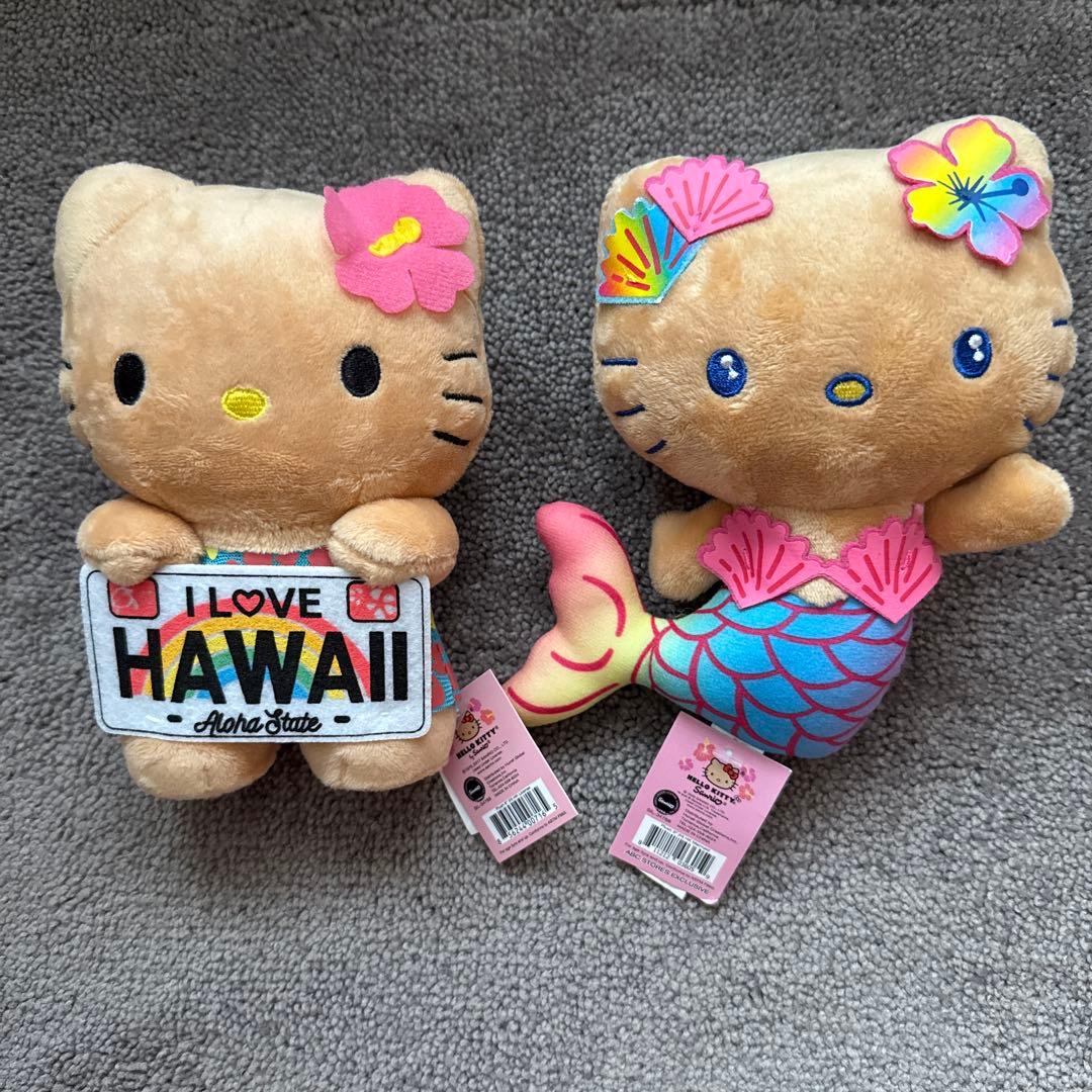 ハワイ限定 日焼けキティ 人魚 マーメイドと車のナンバープレートを持つキティ