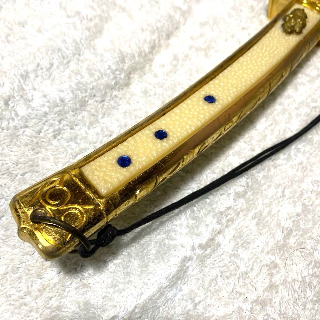 模造刀　金色の太刀　陣太刀　金属刀身