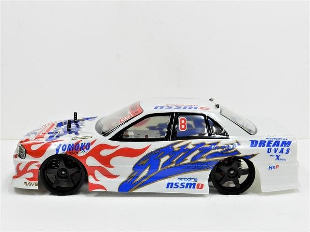 ターボ機能付き 1/10 ドリフトラジコンカー GT004S スペアボディー付
