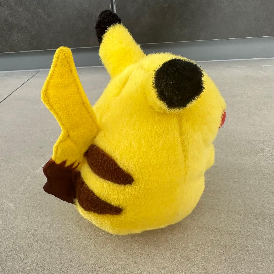 ポケモン 初代 初期 ピカチュウ ぬいぐるみ TOMY