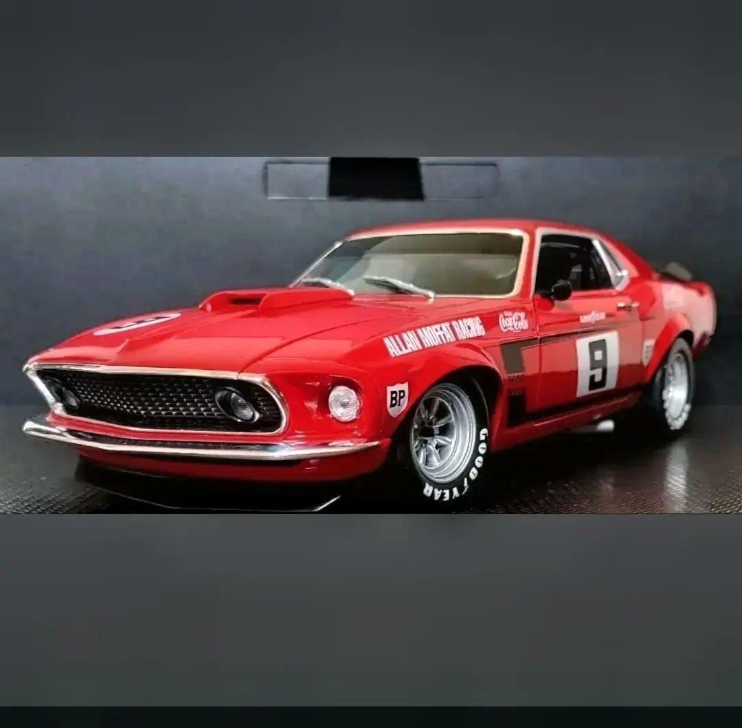 ミニカー 1/18 Ford Mustang Boss 302 Trans-Am