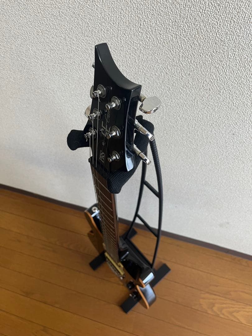 ねここ　オリジナル　ギタースタンド　ディスプレイスタンド　ギターハンガー