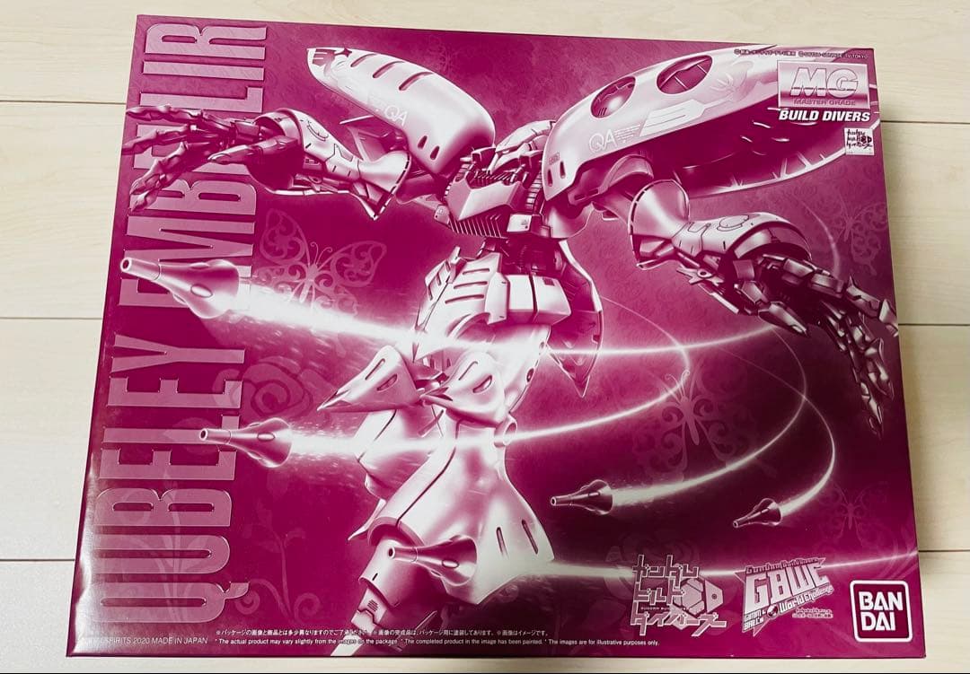 キュベレイ•アンベリール　1/100 MG 箱破れあり