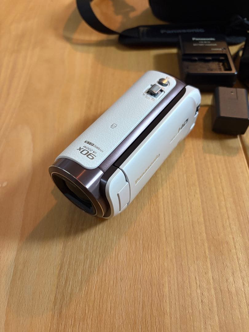 ビデオカメラ Panasonic HC-W570M