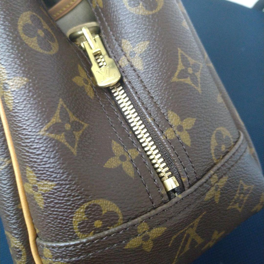 ルイ・ヴィトン モノグラム 南京錠バック　ドーヴィル