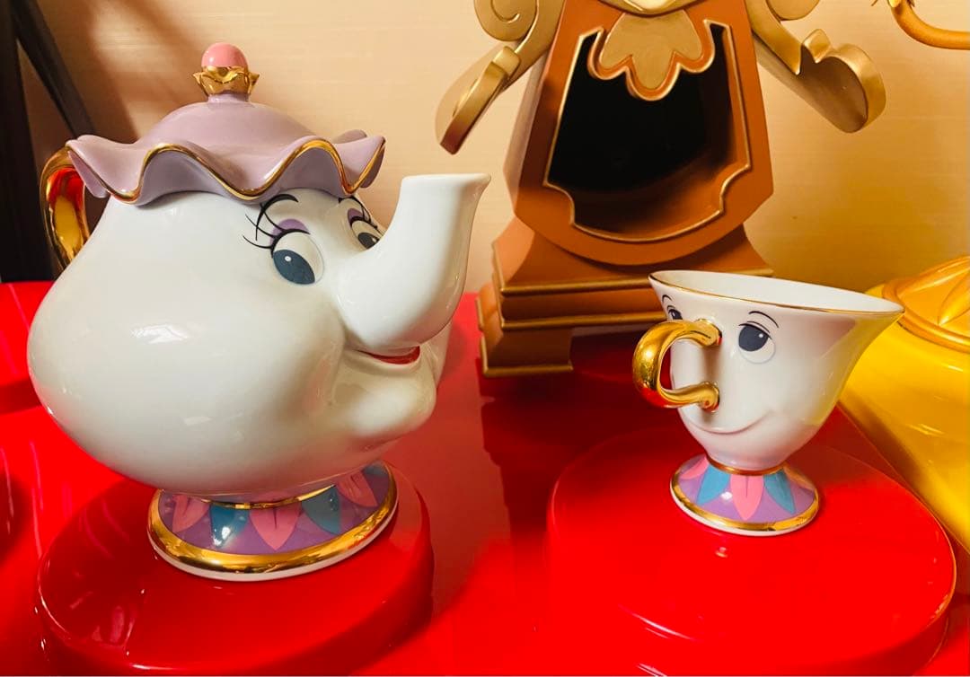 『美女と野獣』ルミエール　コグスワース　ポット夫人　チップ　薔薇　フィギュア