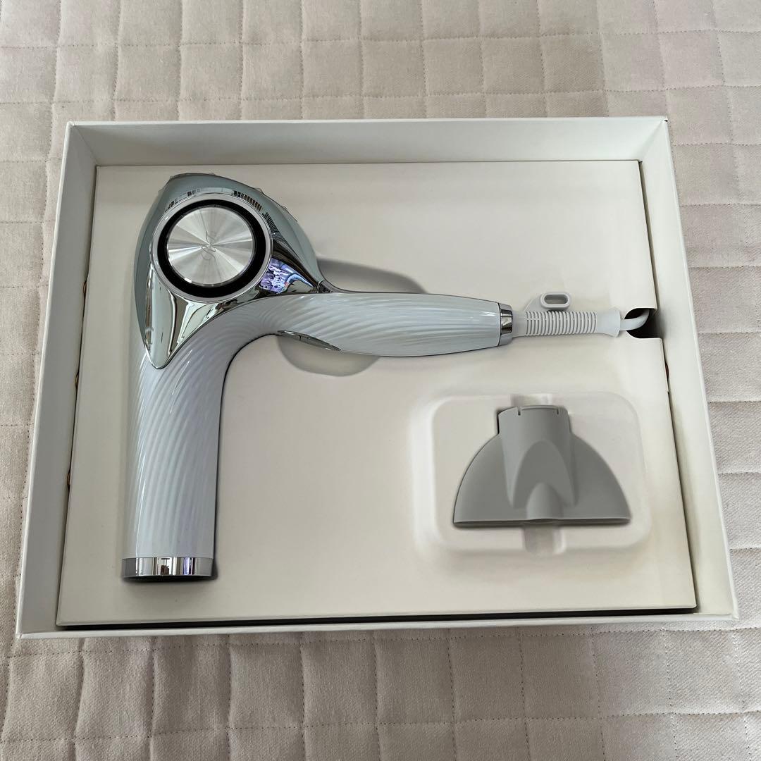 《新品未使用》MTG リファ ビューテックドライヤー プロ RE-AJ02A