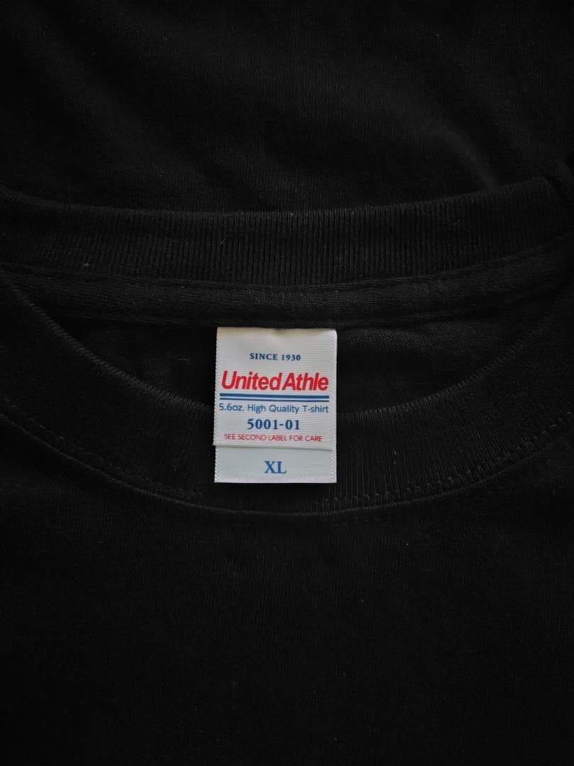 【値下げ】【新品】CALUSARI Tシャツ XLサイズ