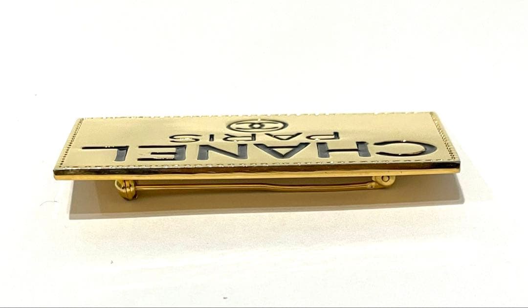 CHANEL シャネル ブローチ ゴールド ロゴ スクエア プレート