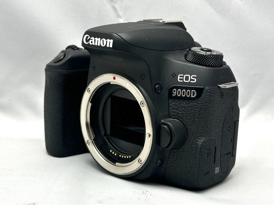 Canon EOS Kiss 9000Dダブルズームレンズセット♪Wifi装備♪