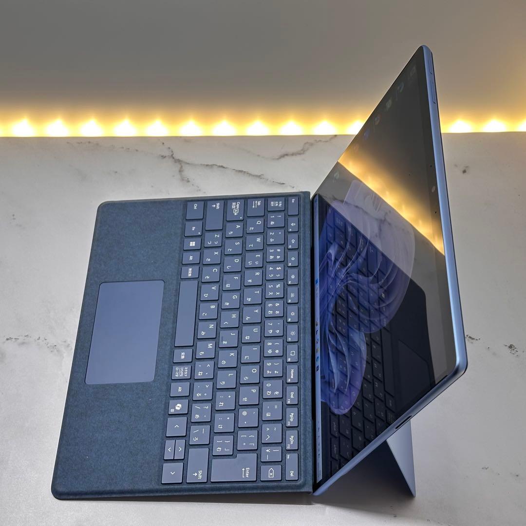 【サファイア】【新品同様】Surface Pro 9 Core i5/8/256