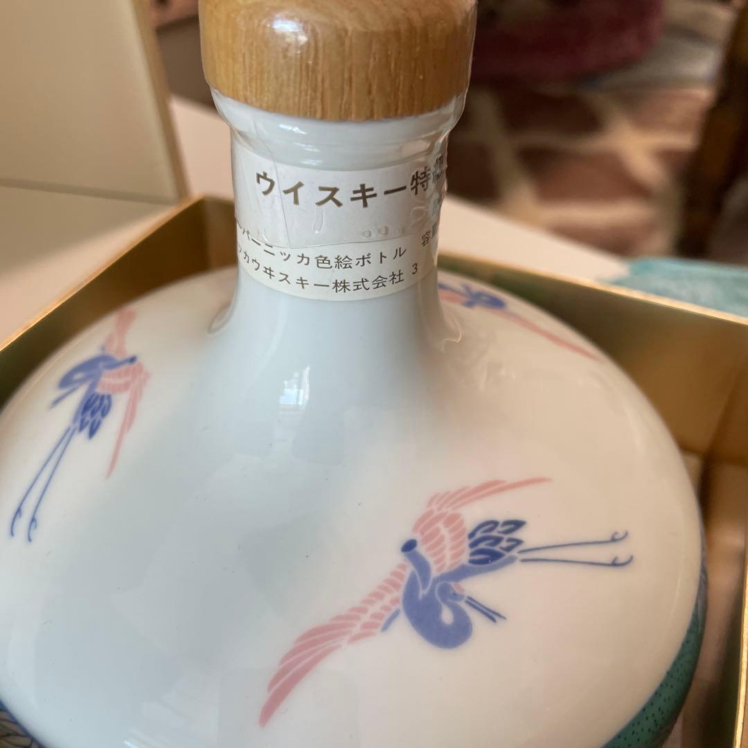 【未開栓】ニッカ　陶器　有田焼　色絵ボトル　ウイスキー　特級　ニッカウヰスキー