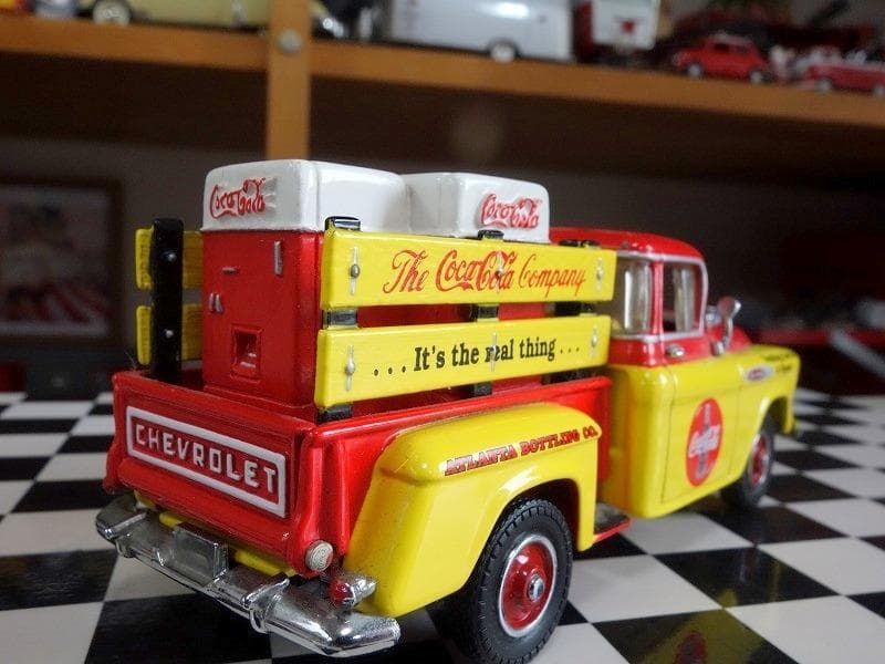 コカコーラ 自販機デリバリートラック 1957 シボレー ピックアップトラック