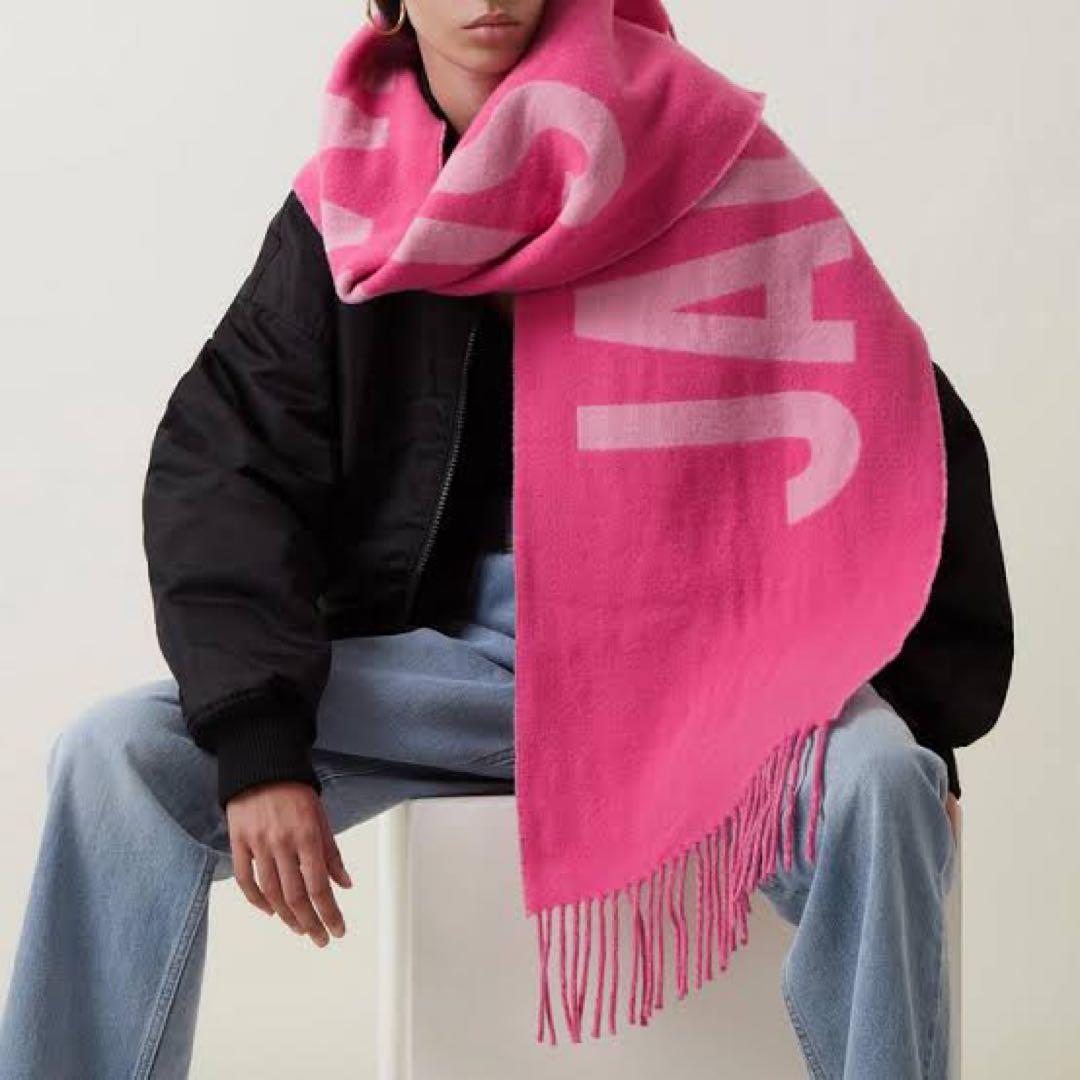 JACQUEMUS ピンク フリンジロゴマフラー　ウール　ジャックムス
