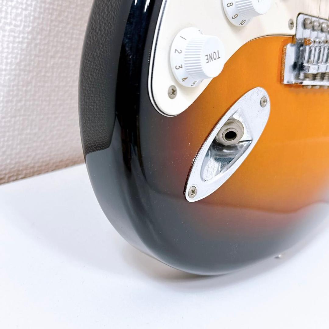 美品 Squier スクワイヤー レフティー用ス トラトキャスター サンバースト