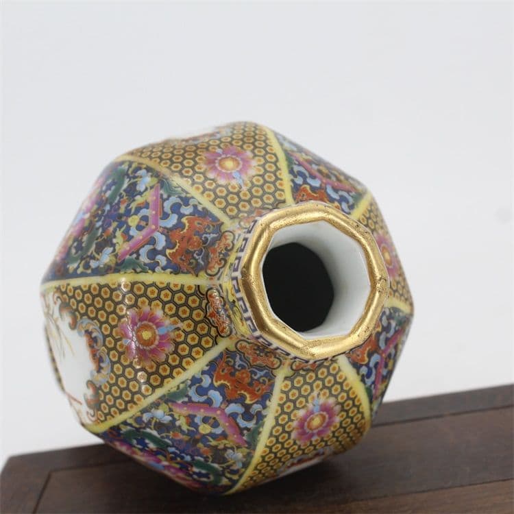 琺瑯彩花鳥八方梅瓶 景徳鎮 陶磁器 装飾品 現代工芸品 美術品 置物