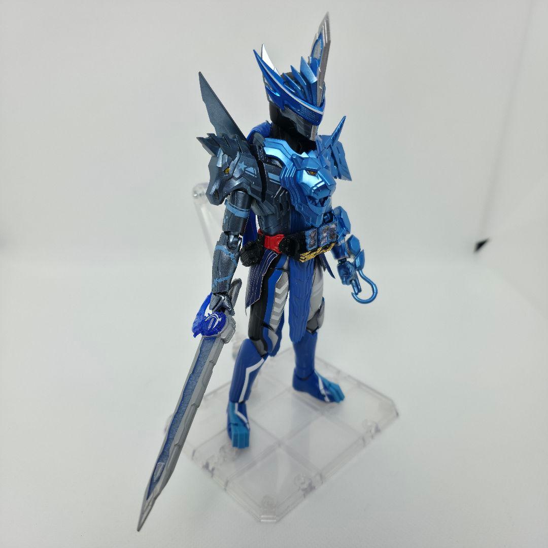 フィギュアーツ規格　仮面ライダーセイバー　3体セット　ブレイズ　エスパーダ