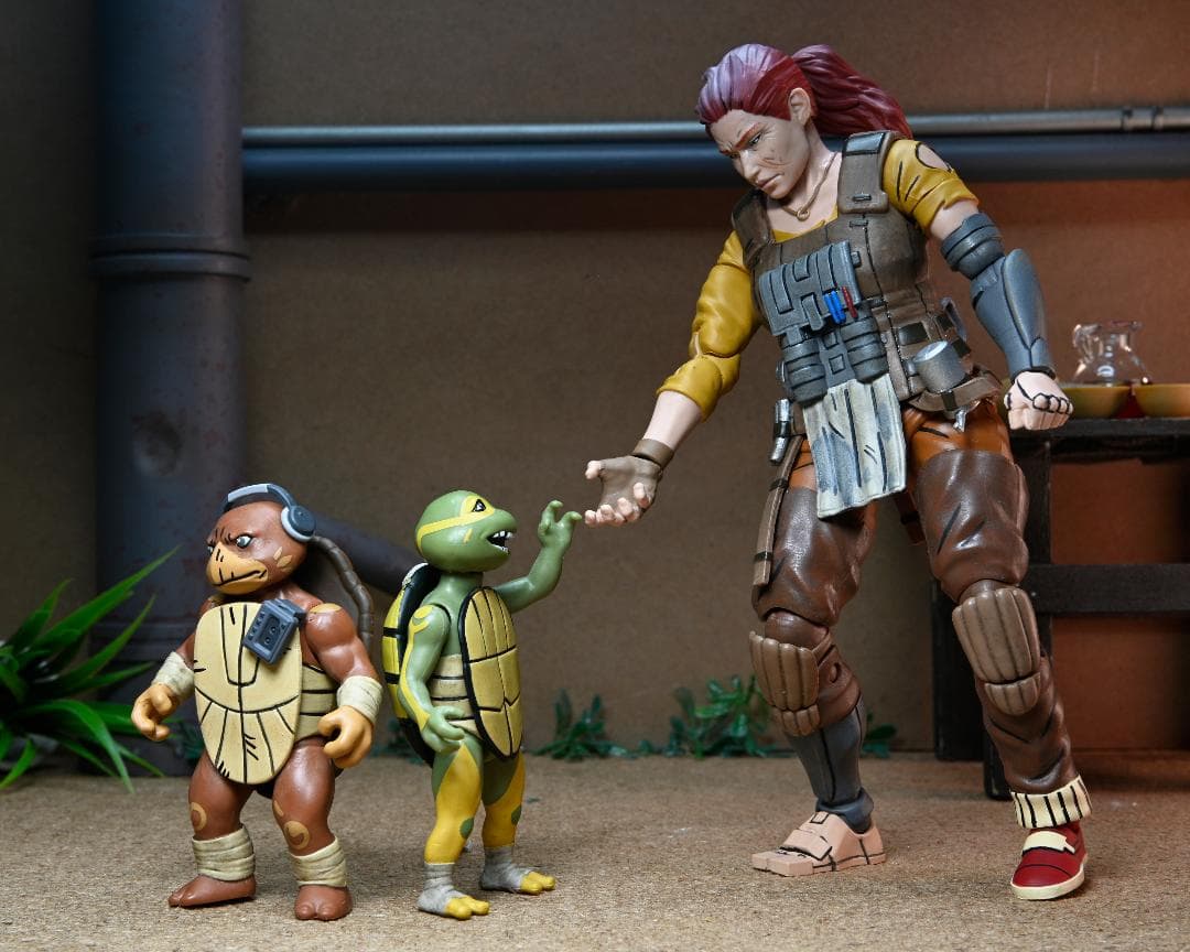 【NECA】新品 正規品 TMNT LOST YEARS グラミー・エイプリル