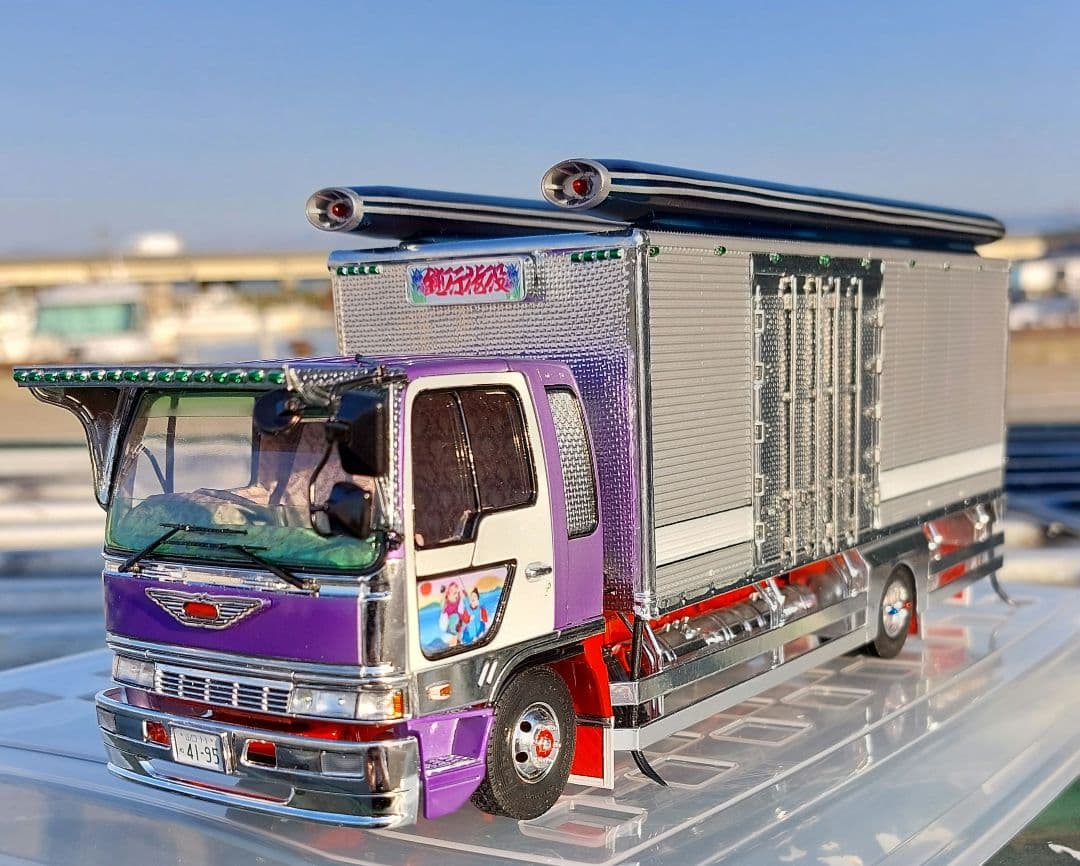 デコトラプラモデル フジミ 1/32 クルージングレンジャー 完成品