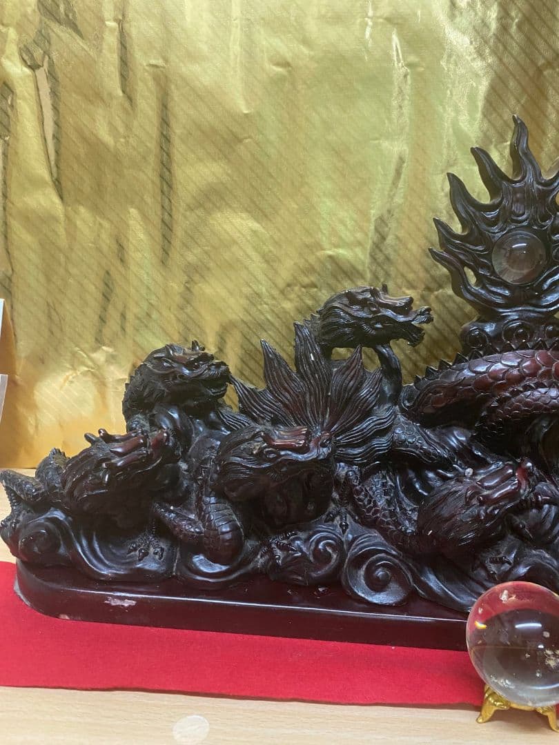 九頭龍の置物