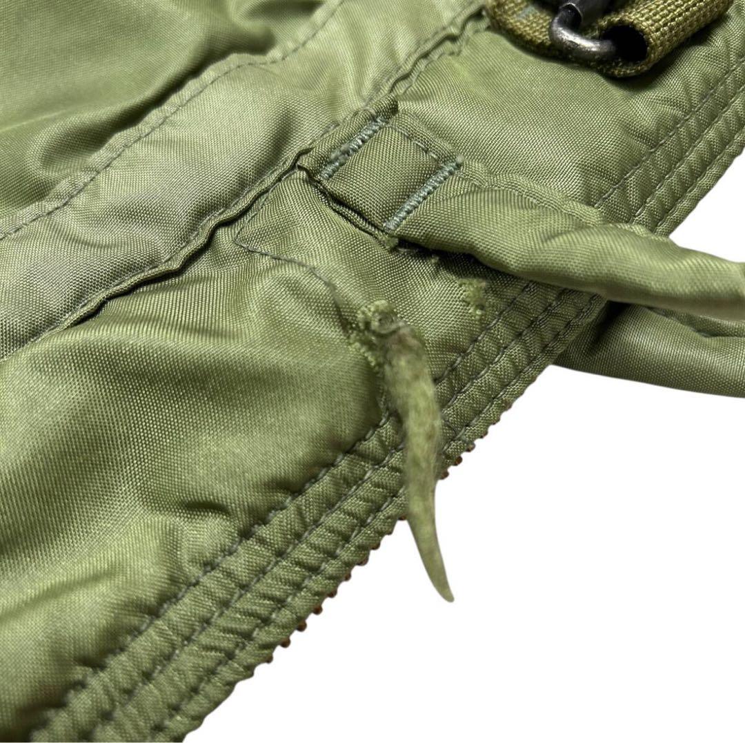 ビンテージ　80s　85年　ミリタリー　米軍　ヘルメットバッグ　スコービル