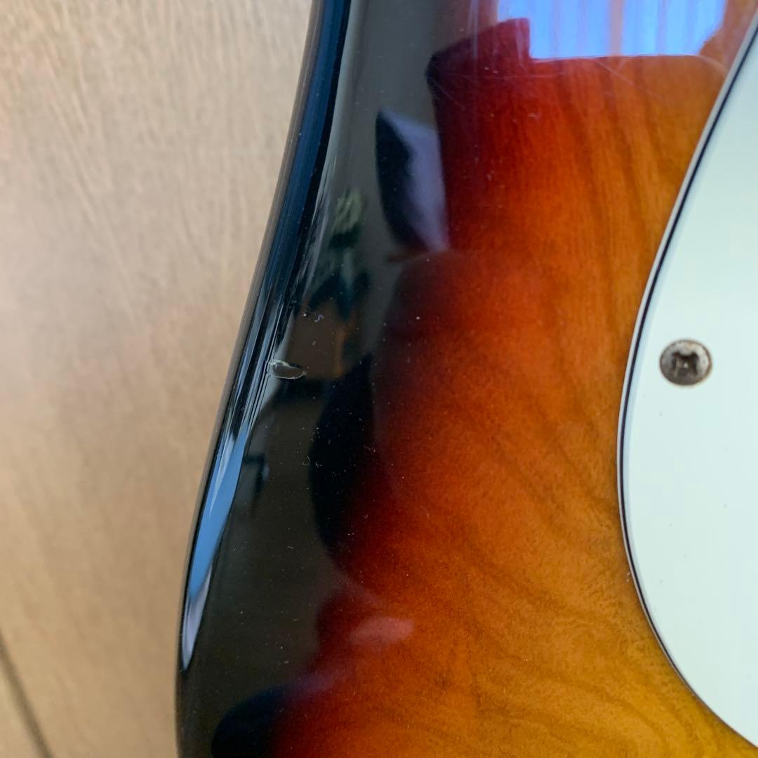 Fender Japan ストラトST72 Eシリアル