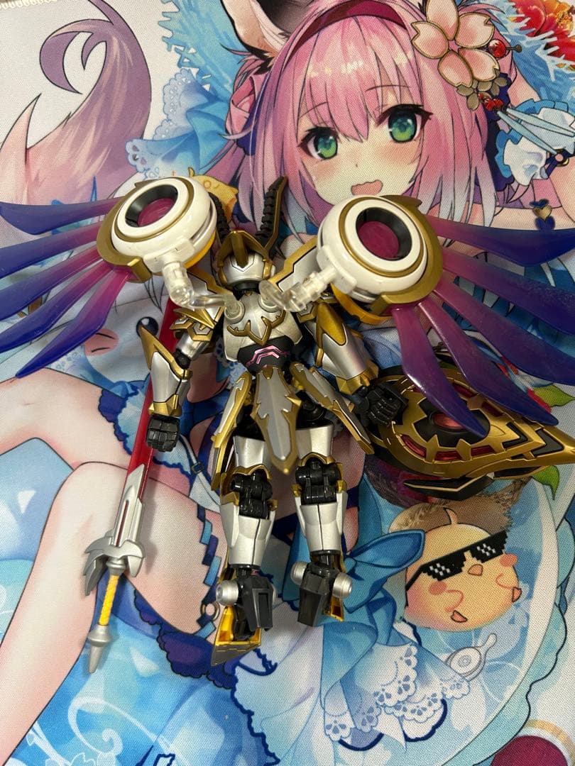 塗装済み完成品　ハイパーファンクション　LBX ルシファー