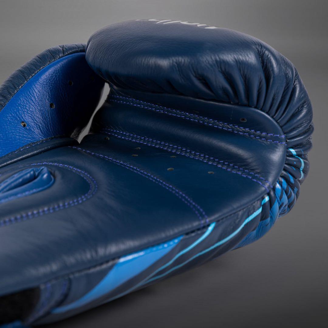 Venum x Top Rank Original ハンマー ボクシンググローブ