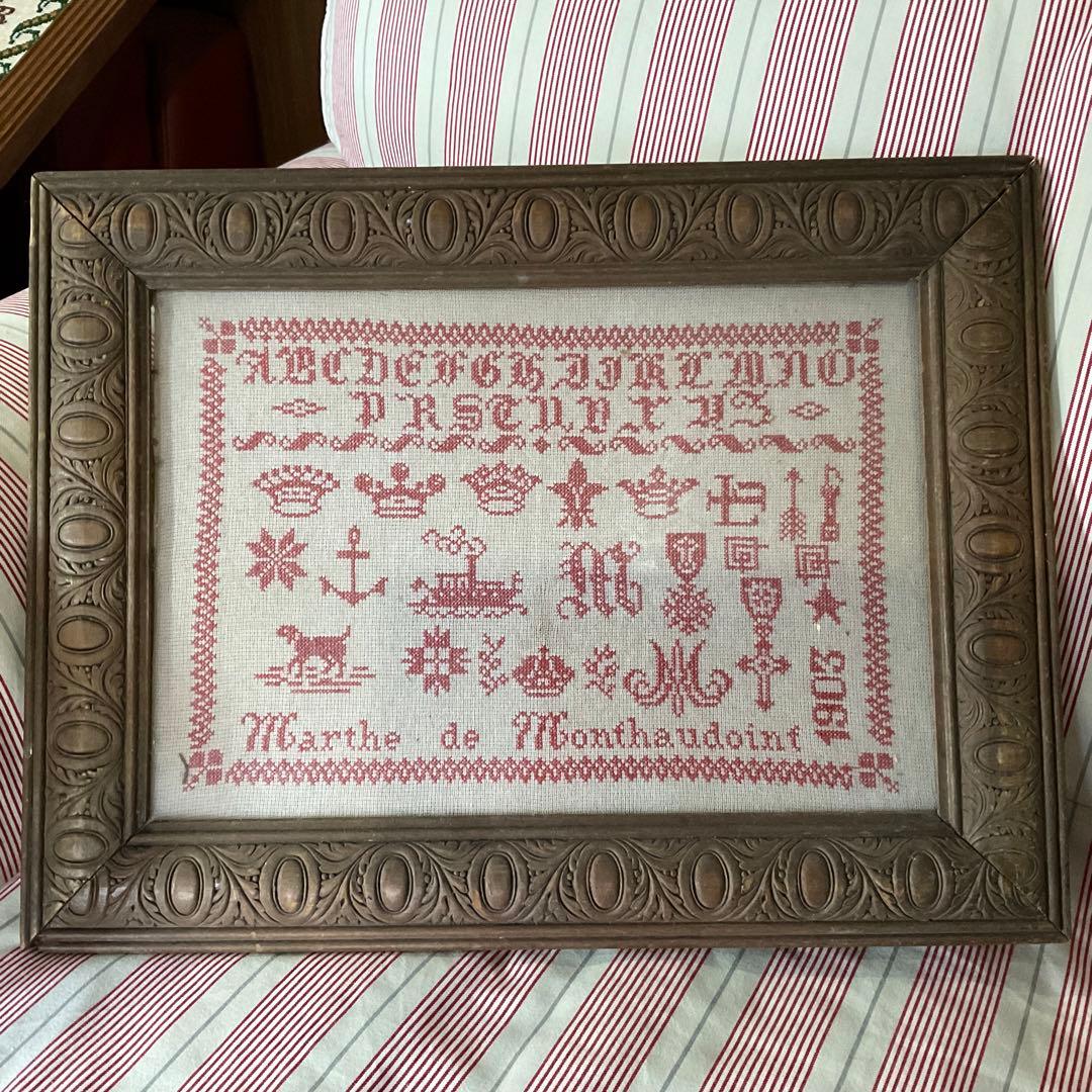 刺繍 フランス アンティーク サンプラー フレーム 1903年 ガラス入り 額装