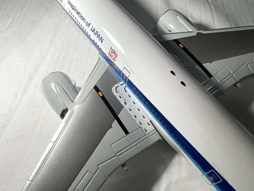 JC Wings全日空 ANA 1:200 B777-300ER JA777A