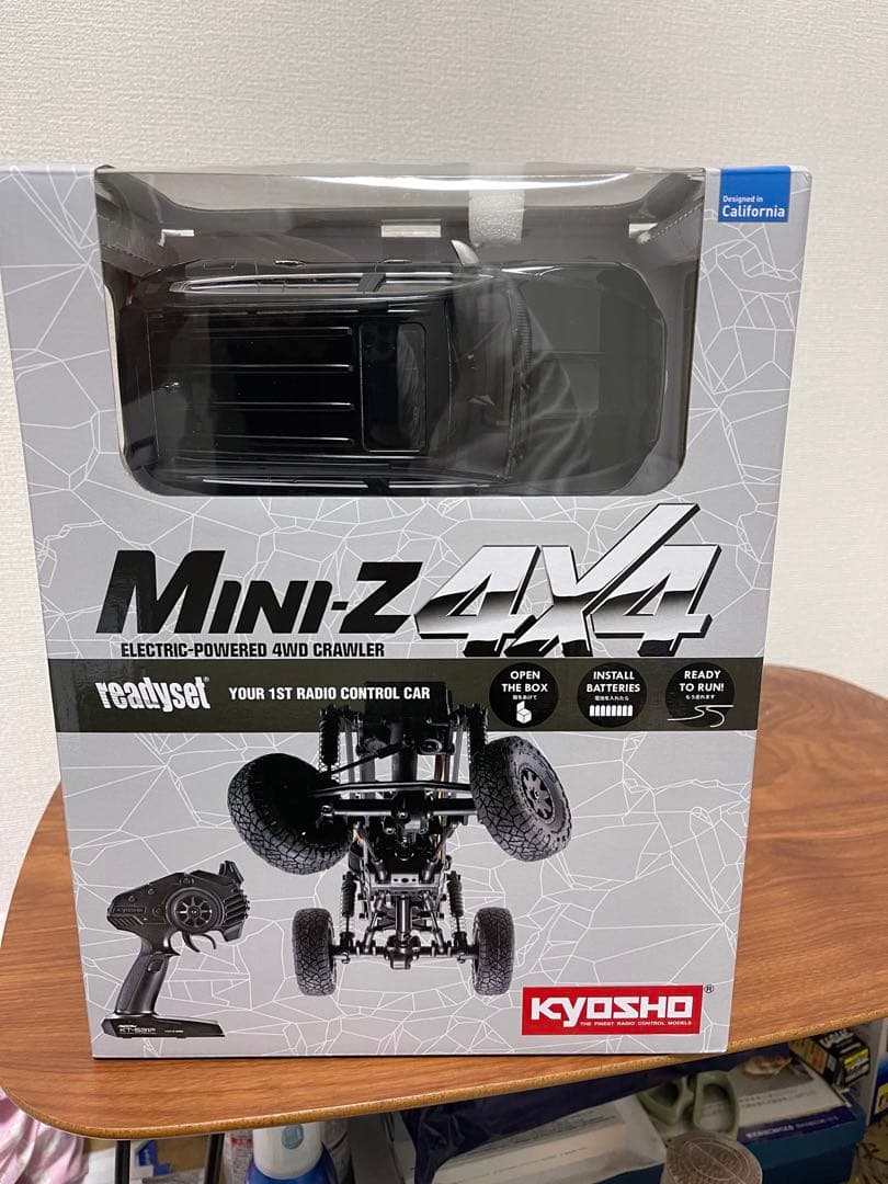 ミニッツ 4×4 ランドクルーザー300 黒　LED電飾付