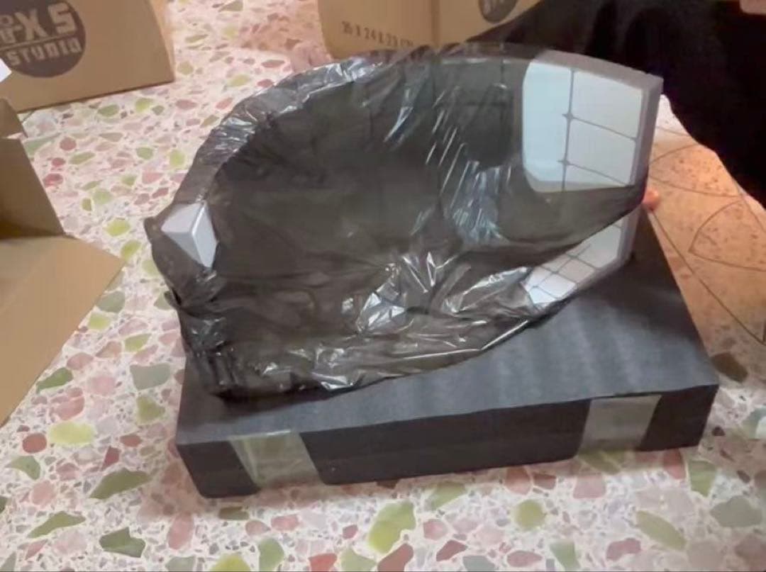 その他 N