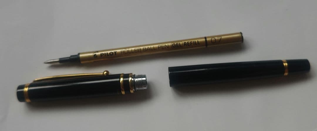 【昭和・レトロ・逸品】ブラックボールペン 金色装飾 約14cm