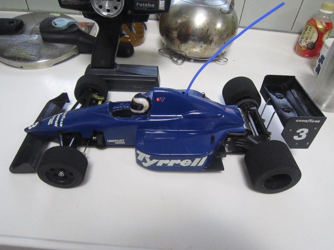 ラジコンカー