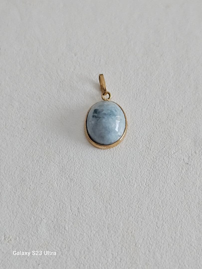 糸魚川青翡翠８x１０mm　K１８伏込みペンダント