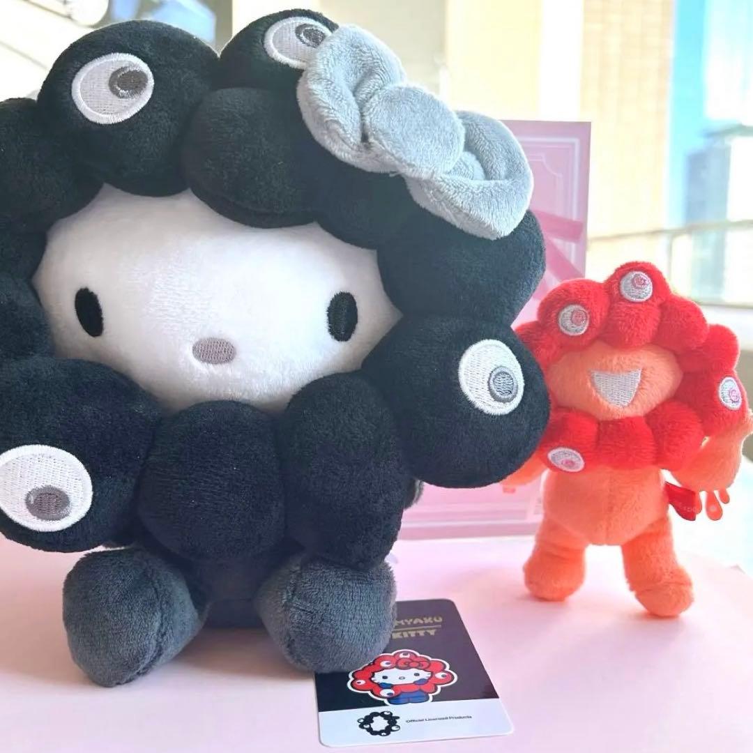 可愛いお顔厳選セット♡黒ミャクキティM＆推しカラーオレンジレッド色ミャクミャク