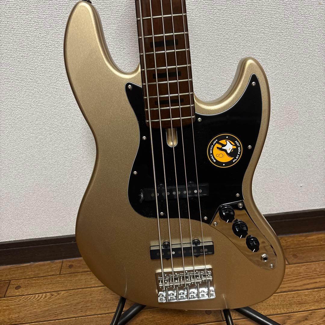 Sire Marcus Miller V5 【5弦ベース】