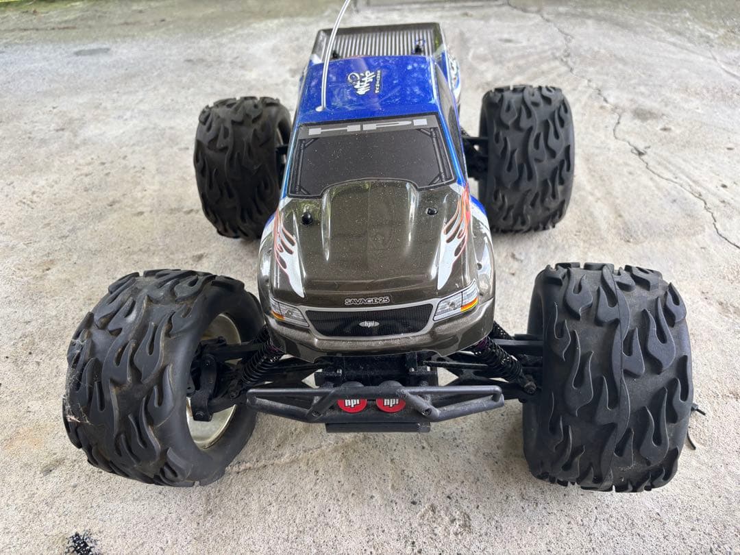 サベージ25 HPI エンジンラジコンカー