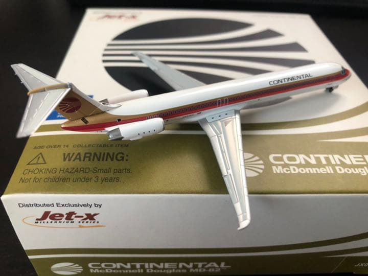 航空機・ヘリコプター Jet-X 1/400 JX099 MD-82 CONTINENTAL