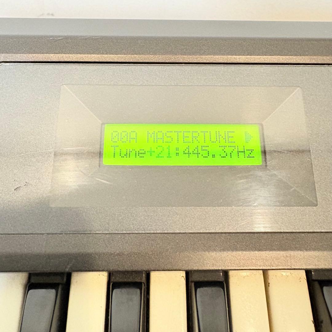 【音出し確認済み・送料込み】KORG コルグ 61鍵　シンセサイザー X5D