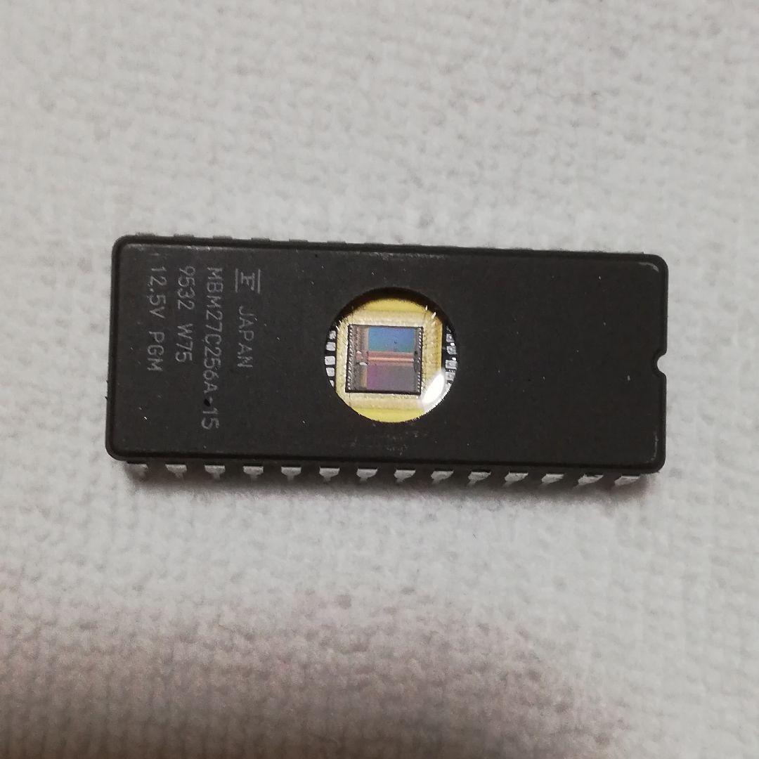 MBM27C256A‑15 Fujitsu 新品　2個