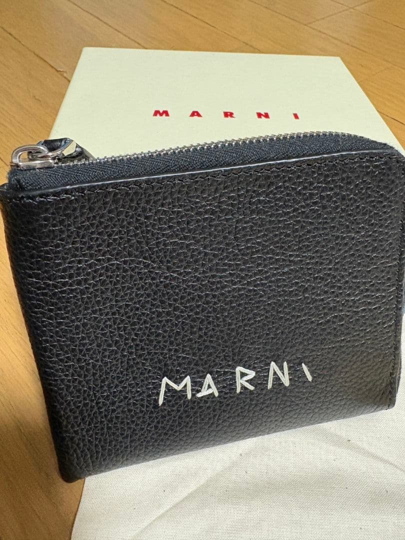タイムS‼️MARNI ブラックケース