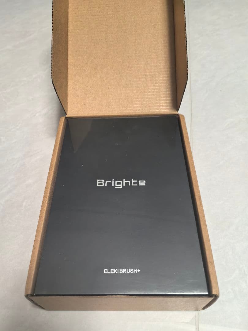 新品　Brighte ELEKI BRUSH+ 美顔器